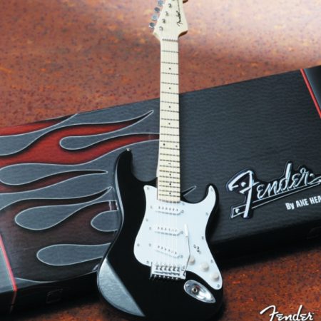 AXE- Licensed Fender Strat-Classic Black